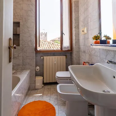 La Chicca Sui Tetti Apartment Desenzano del Garda